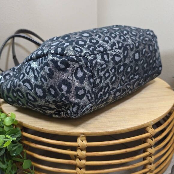 Coach Ashley Ocelot-Print Gallery Style East West Shoulder Bag + Matching Wallet - Picture 7 of 16